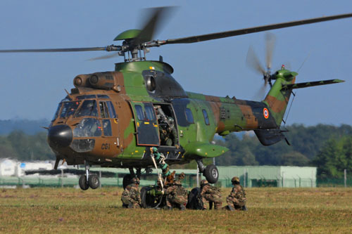 Raid d'artillerie par hélicoptères