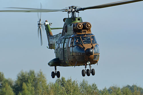 Hélicoptère SA330 Puma ALAT