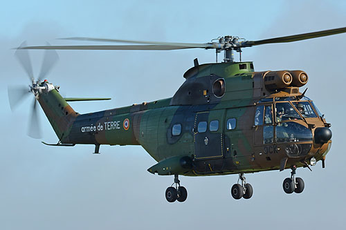 Hélicoptère SA330 Puma ALAT