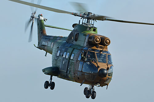 Hélicoptère SA330 Puma ALAT