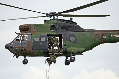 Hélicoptère SA330 Puma ALAT