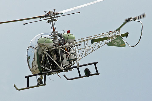 Hélicoptère Bell 47