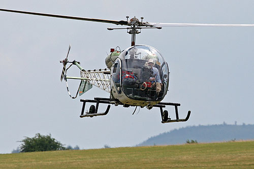 Hélicoptère Bell 47