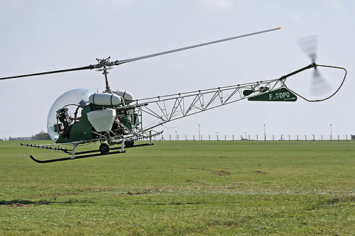 Hélicoptère Bell 47