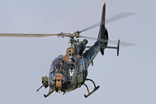 Hélicoptère SA342 Gazelle canon ALAT