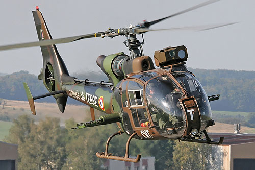 Hélicoptère SA342 Gazelle HOT ALAT