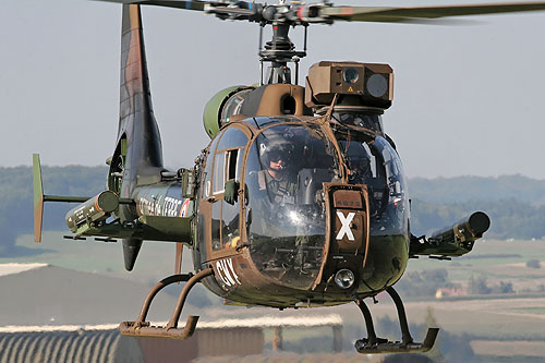 Hélicoptère SA342 Gazelle HOT ALAT