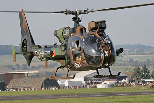 Hélicoptère SA342 Gazelle HOT ALAT