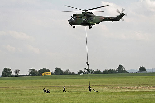 Hélicoptère SA330 Puma ALAT en camouflage Europe