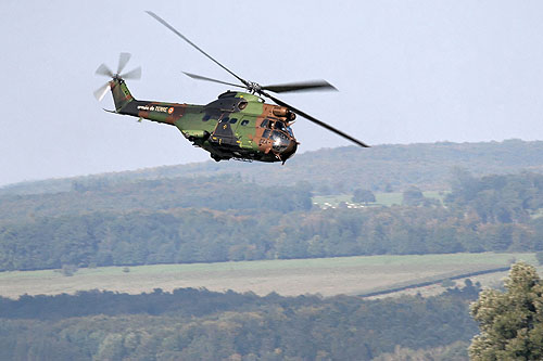 Hélicoptère SA330 Puma ALAT en camouflage Europe