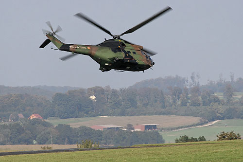 Hélicoptère SA330 Puma ALAT en camouflage Europe