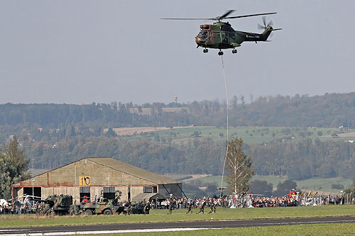 Hélicoptère SA330 Puma ALAT en camouflage Europe