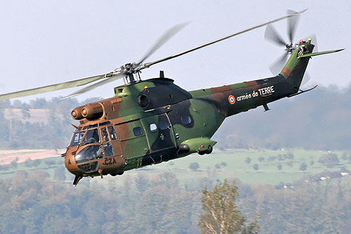 Hélicoptère SA330 Puma ALAT en camouflage Europe