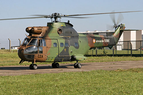 Hélicoptère SA330 Puma ALAT en camouflage Europe