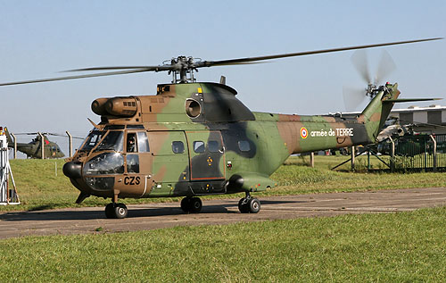 Hélicoptère SA330 Puma ALAT en camouflage Europe