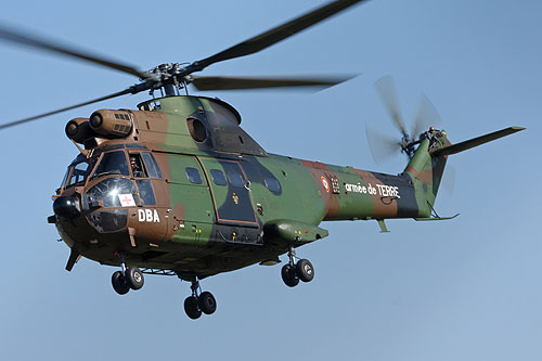 Hélicoptère SA330 Puma DBA de l'ALAT