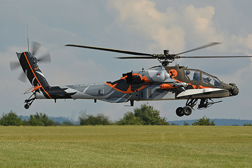 Hélicoptère AH64 Apache KLU