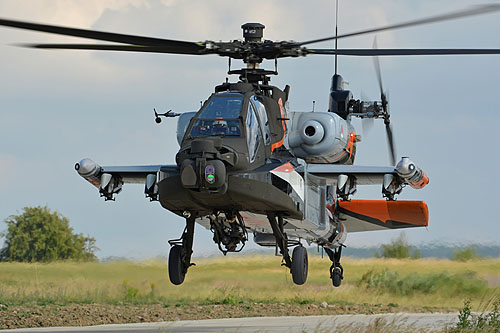 Hélicoptère AH64 Apache KLU