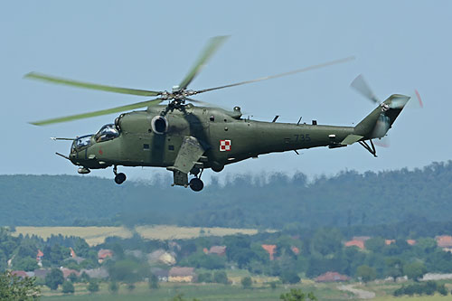 Hélicoptère MI24 Hind Pologne