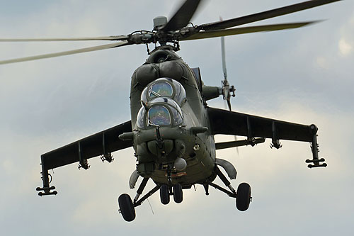 Hélicoptère MI24 Hind Pologne