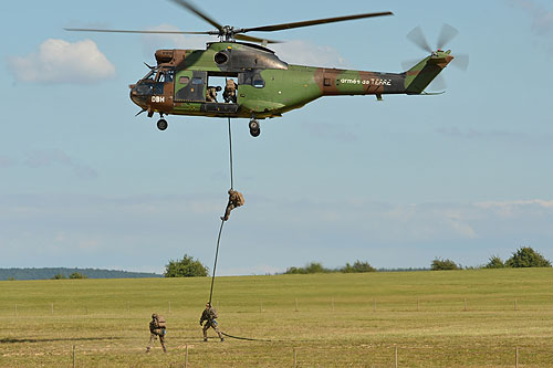 Hélicoptère SA330 Puma ALAT