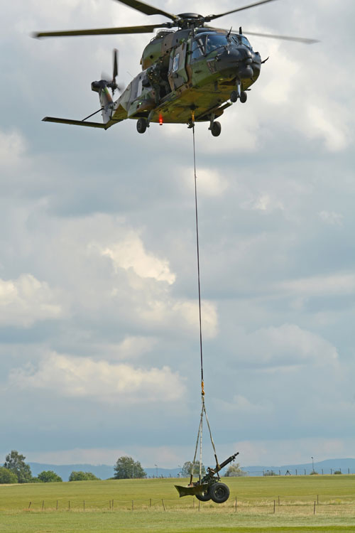 Hélicoptère de transport NH90 Caïman ALAT