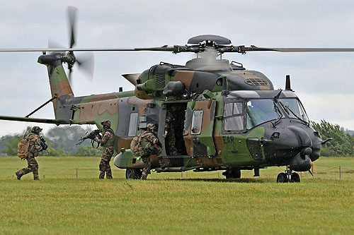 Hélicoptère de transport NH90 TTH Caïman de l'ALAT