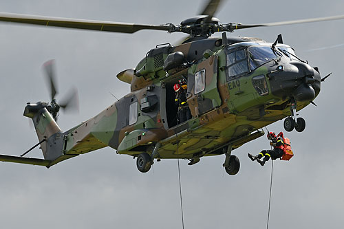 Hélicoptère de transport NH90 TTH Caïman de l'ALAT