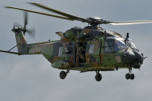 Hélicoptère de transport NH90 TTH Caïman de l'ALAT