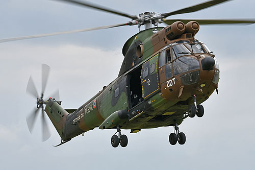 Hélicoptère SA330 Puma de l'ALAT