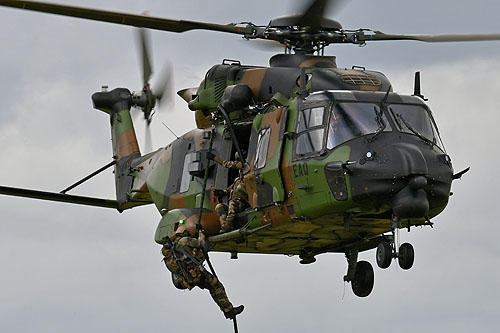 Hélicoptère de transport NH90 TTH Caïman de l'ALAT