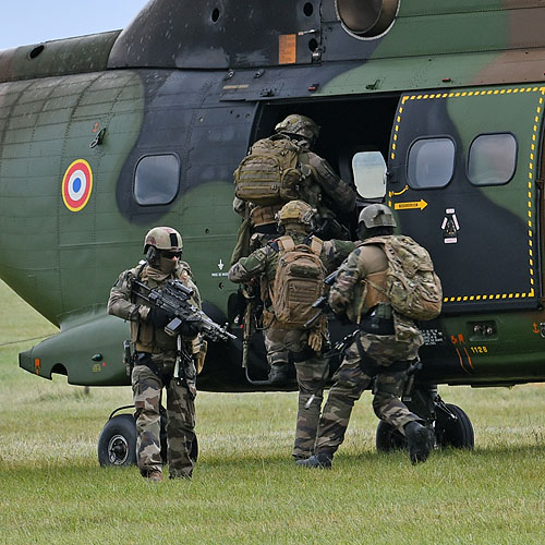 Hélicoptère de transport SA330 Puma de l'ALAT