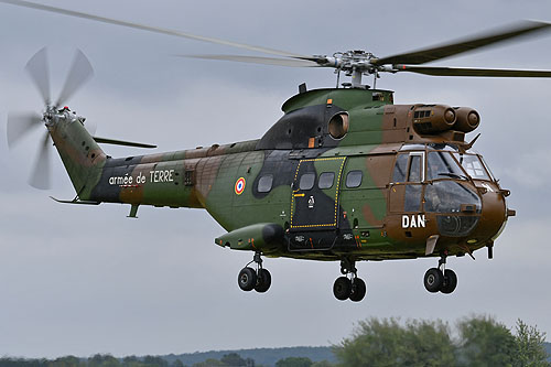 Hélicoptère de transport SA330 Puma de l'ALAT