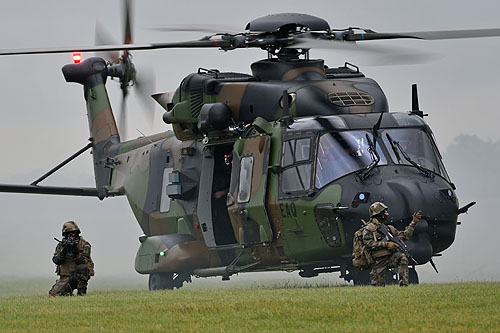 Hélicoptère de transport NH90 TTH Caïman de l'ALAT