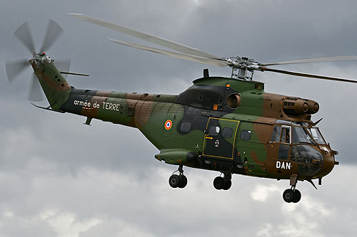 Hélicoptère de transport SA330 Puma ALAT