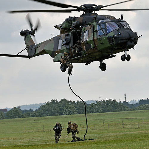 Hélicoptère de transport NH90 Caïman ALAT