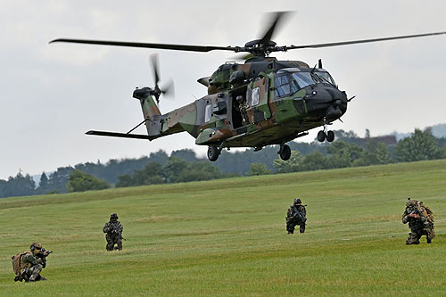 Hélicoptère de transport NH90 Caïman ALAT