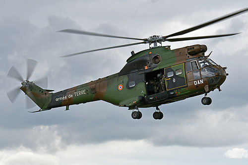 Hélicoptère de transport SA330 Puma ALAT