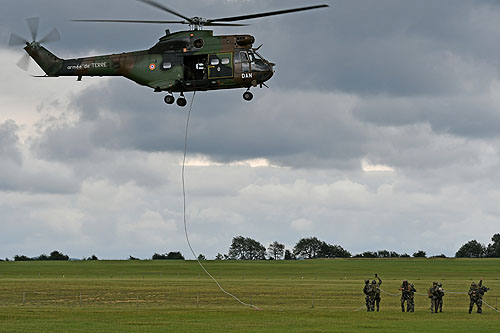 Hélicoptère de transport SA330 Puma ALAT