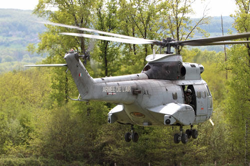 Hélicoptère SA330 Puma de l'Armée de l'Air