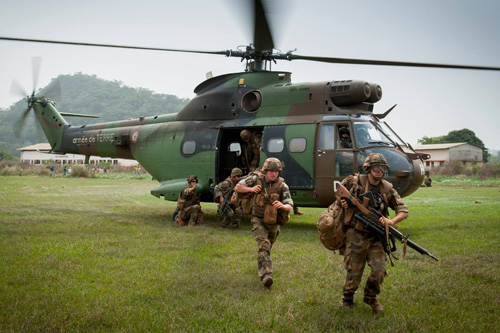 Hélicoptère SA330 Puma ALAT