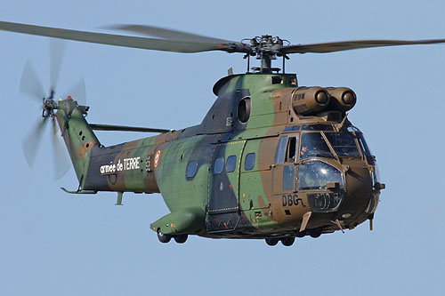 Hélicoptère SA330 Puma ALAT