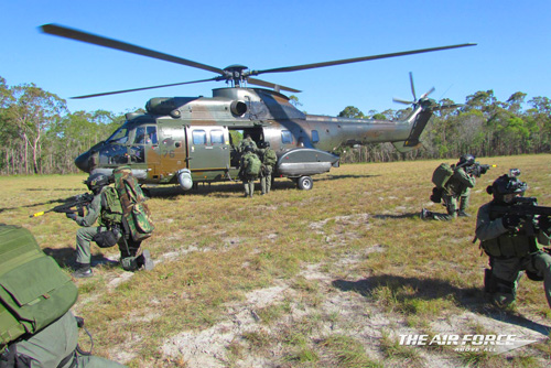 Hélicoptère AS532 Cougar de l'armée de Singapour