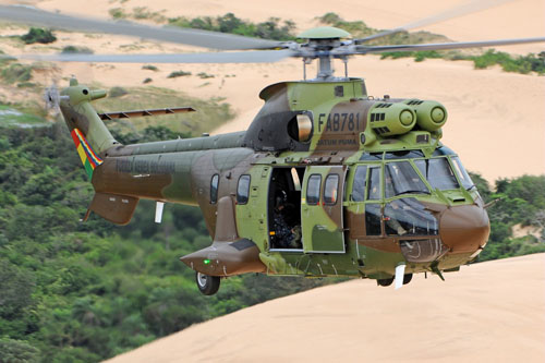 Hélicoptère Jatun Puma Armée de l'Air Bolivie