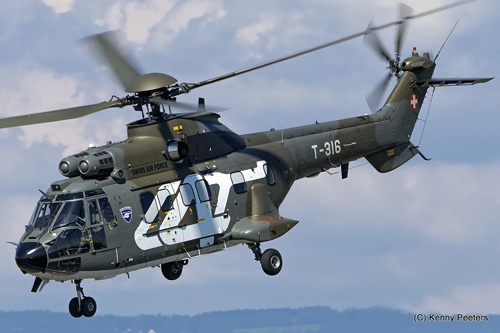 Hélicoptère AS332 SuperPuma Suisse