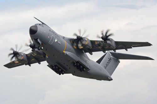 Une des premières présentations publiques de l'avion de transport lourd européen Airbus A400M