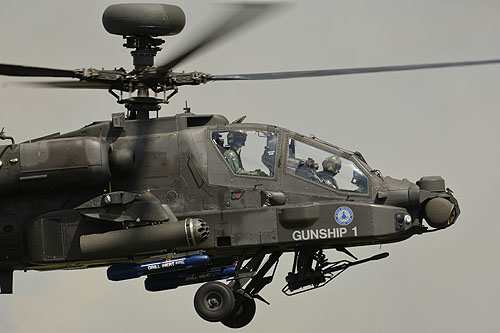 Hélicoptère AH1 Apache UK