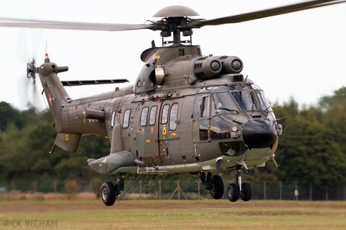 Hélicoptère AS532 UL Cougar de l'armée suisse