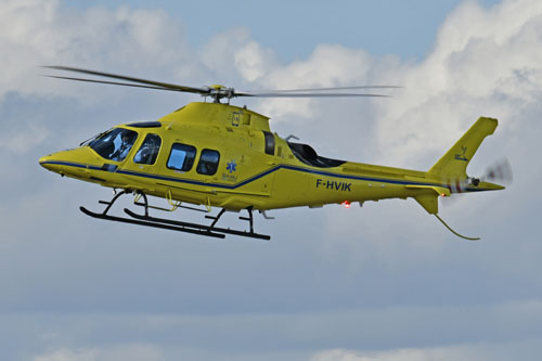 Hélicoptère AW109 Trekker F-HVIK du SAMU 76