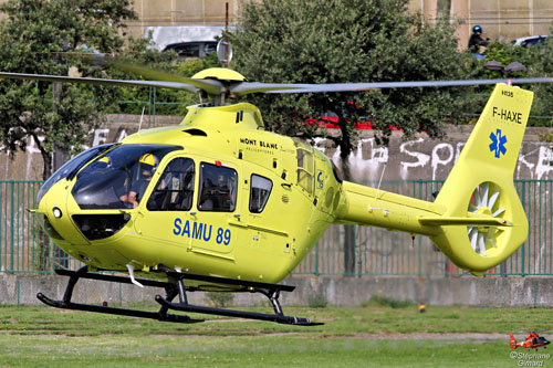 Hélicoptère H135 F-HAXE SAMU 89 Auxerre
